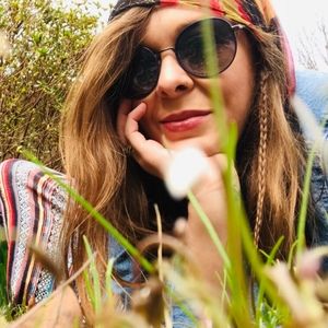 Meet your Posher, Megan